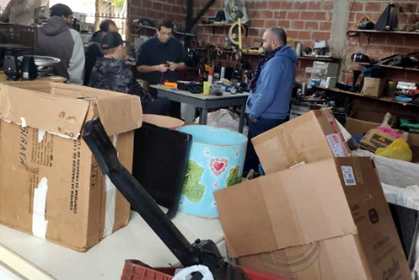 Triagem de resíduos eletrônicos